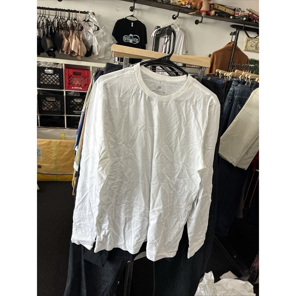 Nike The Nike Tee Men's White Long Sleeve Crew Neck Cotton Logo Tee SZ SM New
